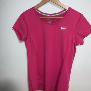 Women’s Nike workout shirt